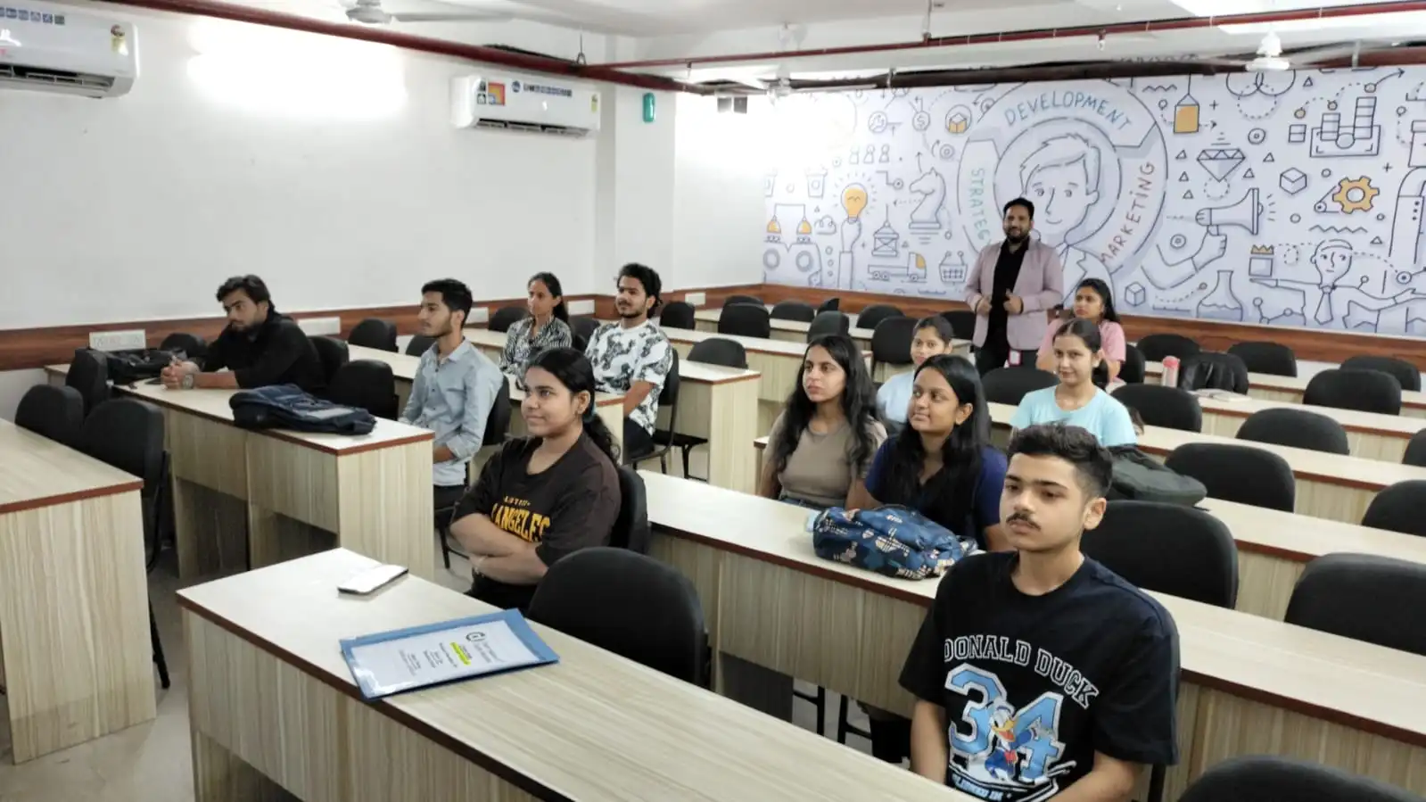 Classroom session digital marketing batch